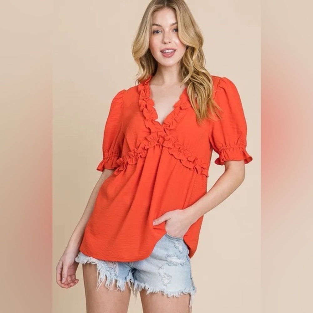 Lime 'N' Chili Solid Ruffled Deep V-Neck Puff Sleeve Babydoll Top